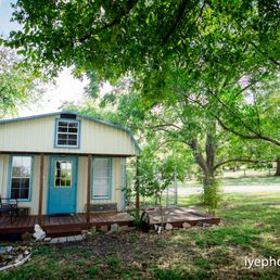 The grooms' cabin. The grooms' cabin.