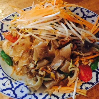 Swing Thai Tennyson - Drunken Noodle - Thai Near Me - Denver, Colorado Swing Thai Tennyson - Drunken Noodle - Thai Near Me - Denver, Colorado