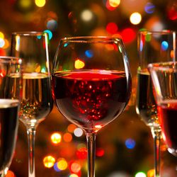 Harborside Wine and Spirits - Wine tastings every Friday!