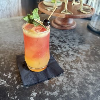 Level 5 Rooftop Restaurant - Cocktail Bars Near Me - Albuquerque, New Mexico