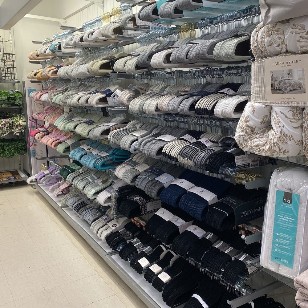 Marshalls - Felt hangers - Department Stores Near Me - Downey, California