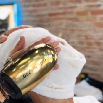 Los Barbers - Enjoy a hot towel with the Royal VIP Service - Barbers Near Me - Azusa, California Los Barbers - Enjoy a hot towel with the Royal VIP Service - Barbers Near Me - Azusa, California