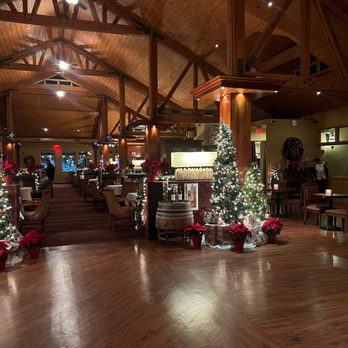 The Vineyard Rose Restaurant - Beautifully decorated for Christmas - New American Near Me - Temecula, California The Vineyard Rose Restaurant - Beautifully decorated for Christmas - New American Near Me - Temecula, California
