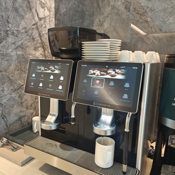 Lot Business Lounge - Coffee - Airport Lounges Near Me - Chicago, Illinois