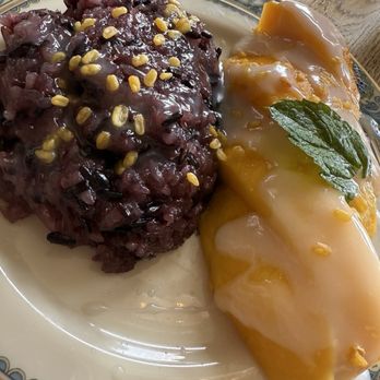 Anchalee Thai Cuisine - Sweet Black Sticky Rice with Fresh Mango - Thai Near Me - Berkeley, California