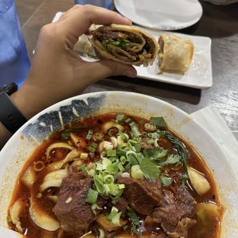 The Magic Noodle - Beef burrito and beef noodle soup - Chinese Near Me - Las Vegas, Nevada The Magic Noodle - Beef burrito and beef noodle soup - Chinese Near Me - Las Vegas, Nevada