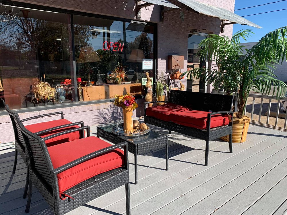 THE UNLIMITED Updated May 2024 410 W Huntington Ave, Jonesboro