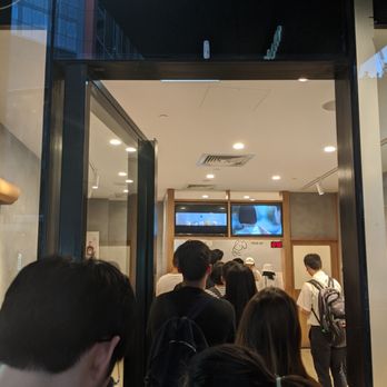 Machi Machi - Line out the door on Valentine's day - Bubble Tea Near Me - Sydney, NSW