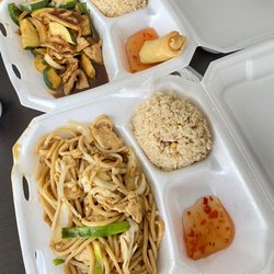 Dragon Restaurant - Happy mommy!