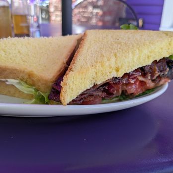 Sugar Mama Cafe - Candied bacon BLT - Cafes Near Me - Anacortes, Washington