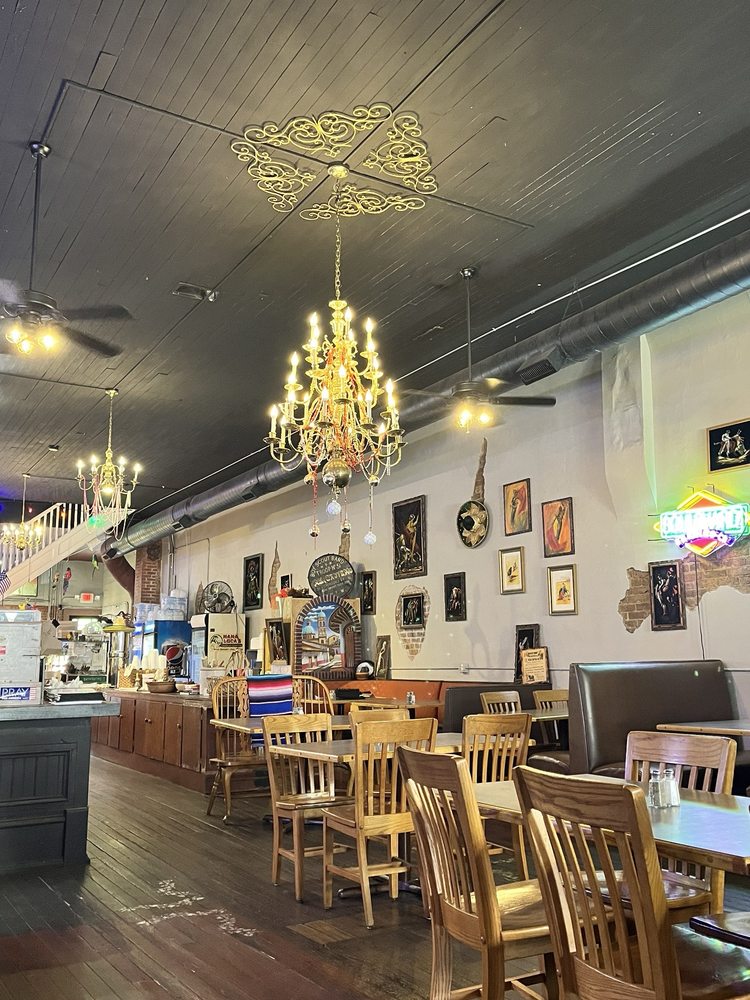 Mama Loca's Cafe and Cantina