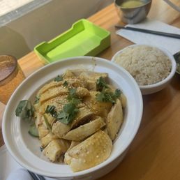 hainan chicken rice