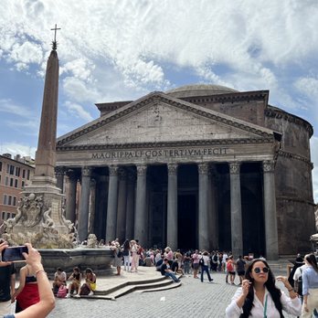 The Roman Guy - The Pantheon - Food Tours Near Me