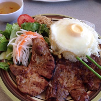 Pho Han Restaurant - R1 lemongrass pork chop rice dish was good. - Vietnamese Near Me - Richmond, British Columbia Pho Han Restaurant - R1 lemongrass pork chop rice dish was good. - Vietnamese Near Me - Richmond, British Columbia