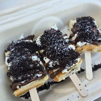 Early Bird Coffee - Original-Chocolate-Oreo Croffles - Coffee & Tea Near Me - Kihei, Hawaii