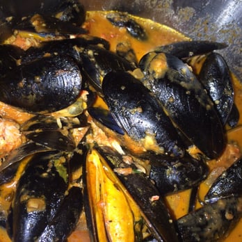 Mussels & More - Steamed Mussels in lobster meat sauce - Seafood Near Me - Brooklyn, New York Mussels & More - Steamed Mussels in lobster meat sauce - Seafood Near Me - Brooklyn, New York