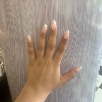Chicago Nails - Nail Salons Near Me - Lincolnwood, Illinois