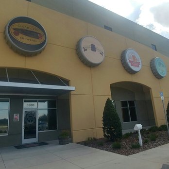 Brew Hub - Front - Breweries Near Me - Lakeland, Florida