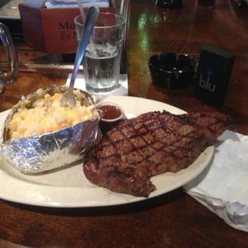 Einstein's Pub - Only on Thursday! $10 - Pubs Near Me - Katy, Texas