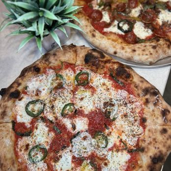 Rodrigo's Craft Pizza - MARGHARITA pie, add fresh jalepeno - Pizza Near Me - Jacksonville, Florida