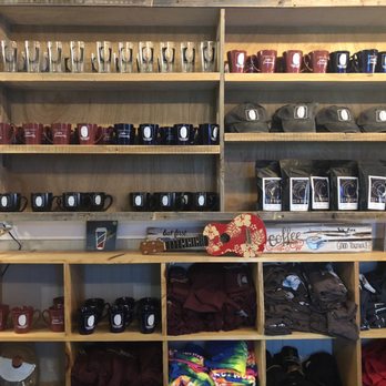 Common Grounds Brew & Roastery - Coffee & Tea Near Me - Lake Worth, Florida