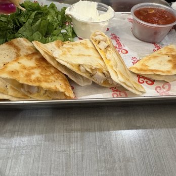 Friendly's - Chicken Quesadilla - Burgers Near Me - Cinnaminson, New Jersey