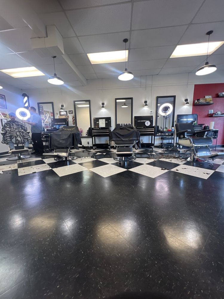 UNIVERSITY SQUARE BARBER SHOP Updated August 2024 81 Reviews 4031