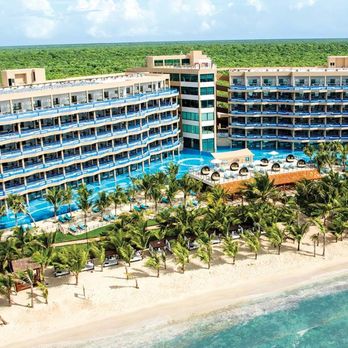 El Dorado Seaside Suites - Wall blocking beach - Hotels Near Me - Solidaridad, ROO