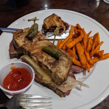 150 Sunset - Ruben Sandwich - Breakfast & Brunch Near Me - El Paso, Texas 150 Sunset - Ruben Sandwich - Breakfast & Brunch Near Me - El Paso, Texas