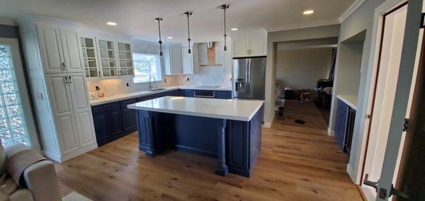 Interior Painting - We Focus On Customer Service & Ensuring That We Don't Leave Until Our customers Are Happy. Specializing in Interior Painting and Exterior Painting, Both Residential and Commercial. Interior Painting - We Focus On Customer Service & Ensuring That We Don't Leave Until Our customers Are Happy. Specializing in Interior Painting and Exterior Painting, Both Residential and Commercial.