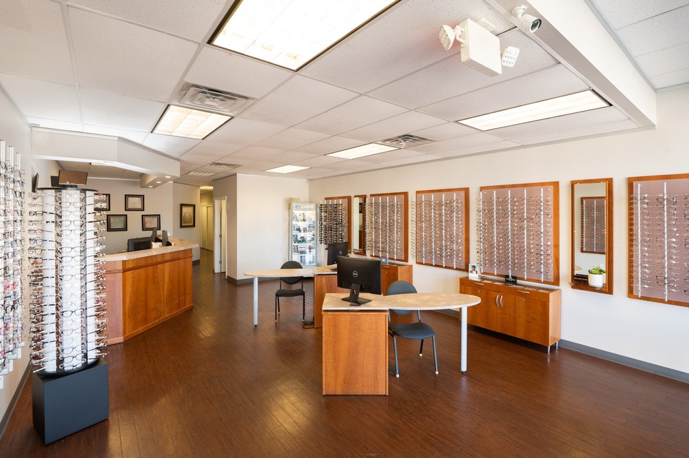 MEMORIAL EYE CENTER Updated September 2024 65 Photos & 31 Reviews