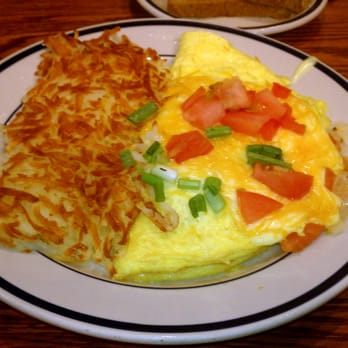 Bob Evans - garden harvest omelette with hash brown - Breakfast & Brunch Near Me - Valley Park, Missouri