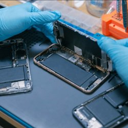 Cell Phone Repair Shop