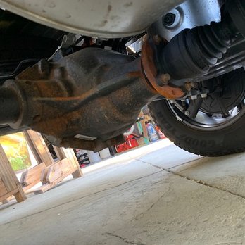 DuPratt Ford Dixon - rusted flange and differential housing - Car Dealers Near Me - Dixon, California DuPratt Ford Dixon - rusted flange and differential housing - Car Dealers Near Me - Dixon, California