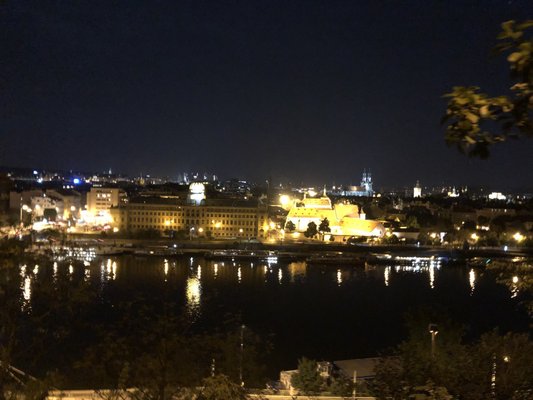 Letenský zámeček a zahrádky na Letné by null