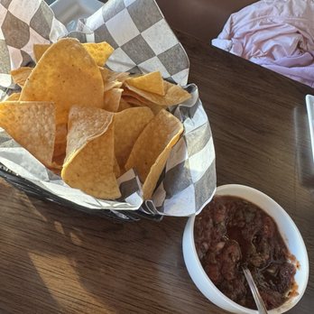 Tacos Guanajuato - Chips and salsa - Tacos Near Me - Kildeer, Illinois Tacos Guanajuato - Chips and salsa - Tacos Near Me - Kildeer, Illinois