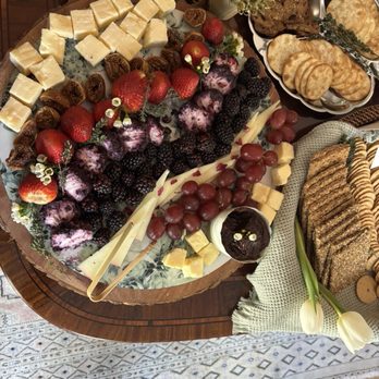 Happy Mediums - Breakfast & Brunch Near Me - Calimesa, California