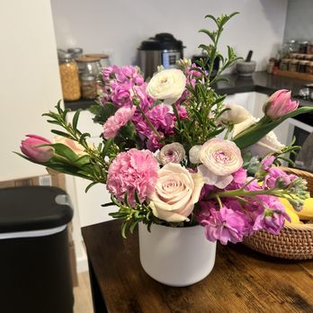 Marbled Mint - Flower arrangement - Florists Near Me - San Francisco, California