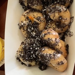 Many Donuts - Cookies and Cream donuts