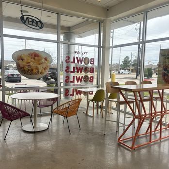 Jamba - Inside seating - Juice Bars & Smoothies Near Me - Spring, Texas