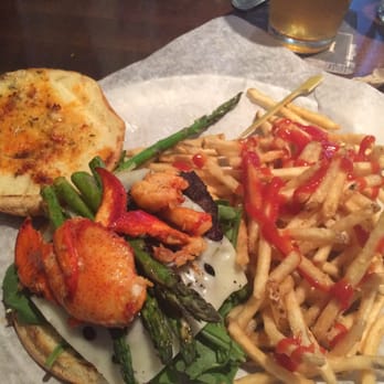 Yard House - New American Near Me - Yonkers, New York