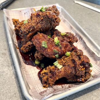 MoPho - Crispy Chicken Wings with Nuoc Mam Caramel - Vietnamese Near Me - Kenner, Louisiana MoPho - Crispy Chicken Wings with Nuoc Mam Caramel - Vietnamese Near Me - Kenner, Louisiana