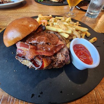 over the moon Farmstead - Cowboy Burger - Meaderies Near Me - Pittsfield, New Hampshire over the moon Farmstead - Cowboy Burger - Meaderies Near Me - Pittsfield, New Hampshire