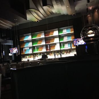 Moxies London Downtown Restaurant - Canadian (New) Near Me - London, Ontario