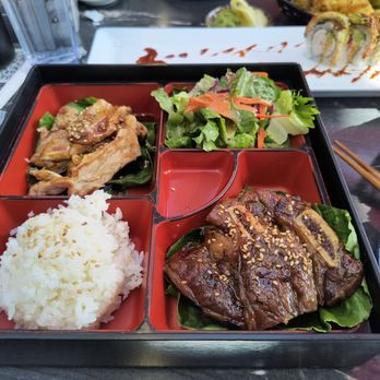 Mama M Sushi - Bento box with chicken Teriyaki and Kalbi ribs. - Japanese Near Me - Pasadena, California