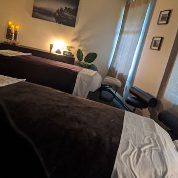 Welcome Wellness - We offer Couple's Massage! Contact us to book! - Massage Therapy Near Me - Gig Harbor, Washington Welcome Wellness - We offer Couple's Massage! Contact us to book! - Massage Therapy Near Me - Gig Harbor, Washington
