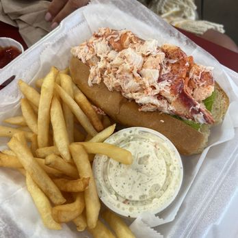 Chatham Fish & Chips - Lobster Roll Night 2 - Fish & Chips Near Me - Chatham, Massachusetts
