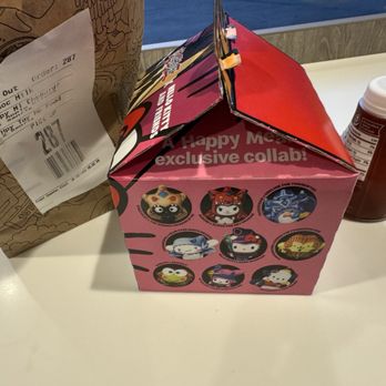 McDonald's - Happy meal - Fast Food Near Me - Dallas, Texas McDonald's - Happy meal - Fast Food Near Me - Dallas, Texas