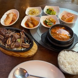 Beef rib with tofu soup