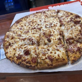 Benchwarmers - The Reuben Pizza (custom request) - Sports Bars Near Me - Ankeny, Iowa